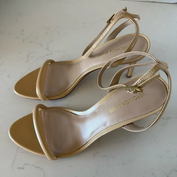 New Veronica Beard Sylvie Leather Ankle-Strap Stiletto sandal in wheat size: 6